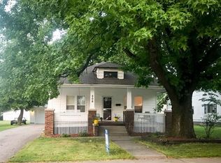 506 N Church St, Jacksonville, IL 62650