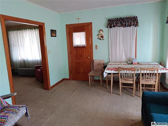 5th image of 42 Saint Hedwigs Ave