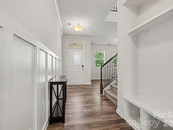 5th image of 1705 Bailey Ridge Dr