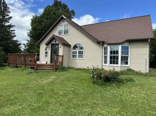 435 E Davlin St, Gilman, WI 54433