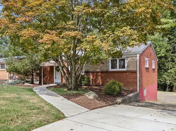 1625 Carmella Dr, Pittsburgh, PA 15227