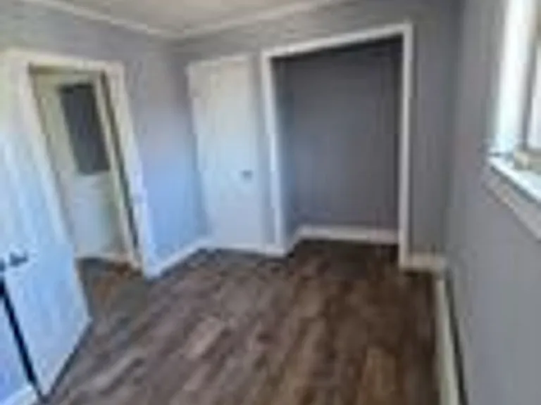 12 Autumn St — Photo 4