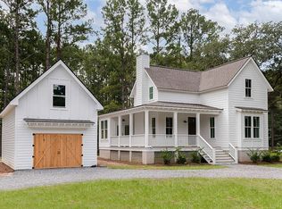 6373 Farm House Rd, Ravenel, SC 29470
