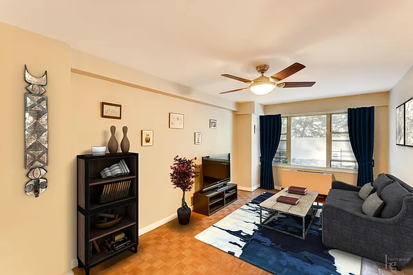 Sold by Hecht Group | media 2