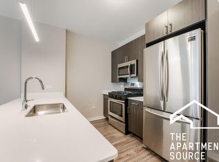 301 W North Ave #703, Chicago, IL 60610