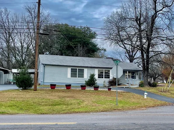 1321 Big Rock St, Canton, TX 75103