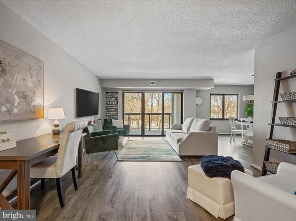 203 Yoakum Pkwy APT 607, Alexandria, VA 22304