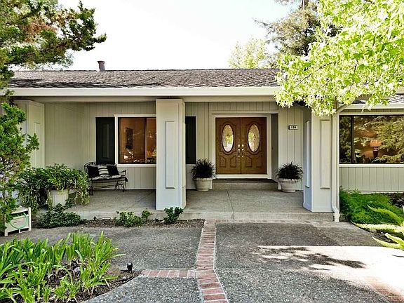 2nd image of 130 Mountain Canyon Pl