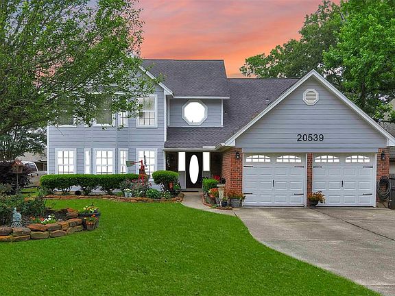 2nd image of 20539 Appaloosa Trail