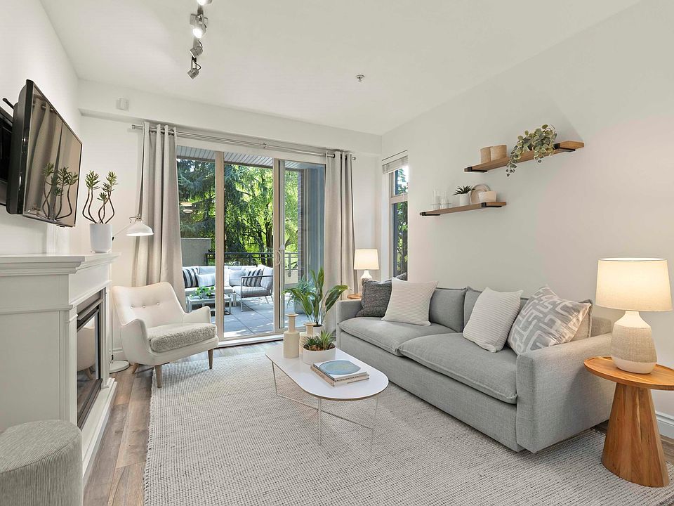 1st image of 1633 Mackay Ave #104