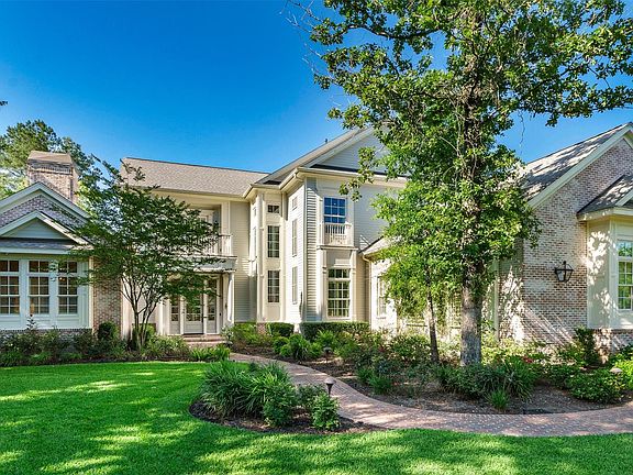2nd image of 859 Eagle Pointe Dr