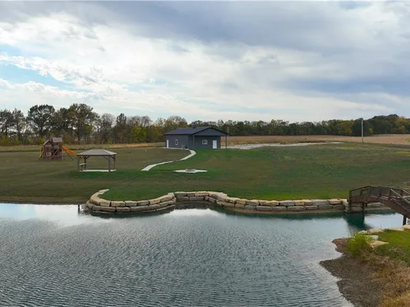 13624 Highway D, Braymer, MO 64624