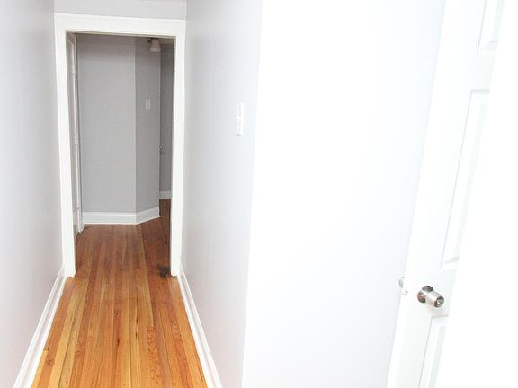 2nd image of 3009 W Armitage Ave APT 2W