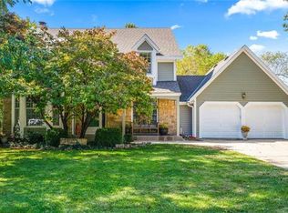 7718 Monrovia St, Lenexa, KS 66216