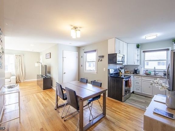 3rd image of 110 E Passaic Ave #2
