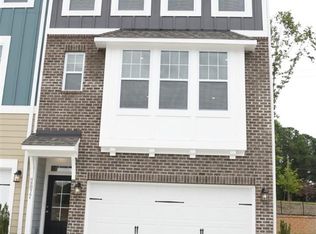 2877 Dallas Valley Ln, Apex, NC 27502