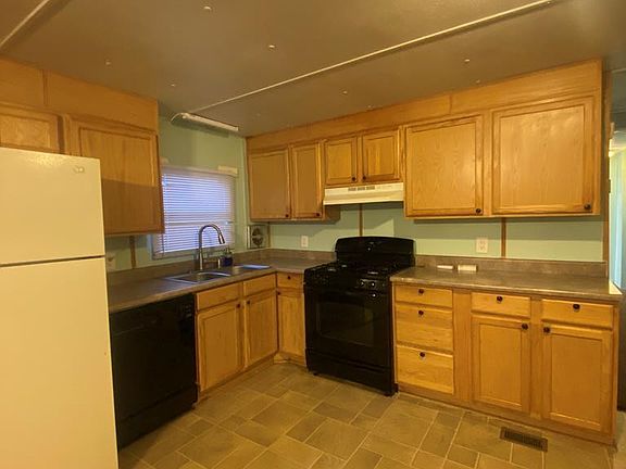 2nd image of 33550 E Highway 96 #150