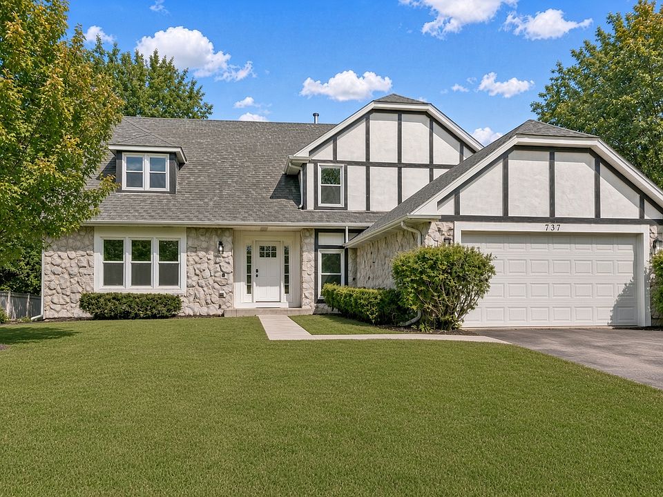 1st image of 731 Roaring Brook Ln