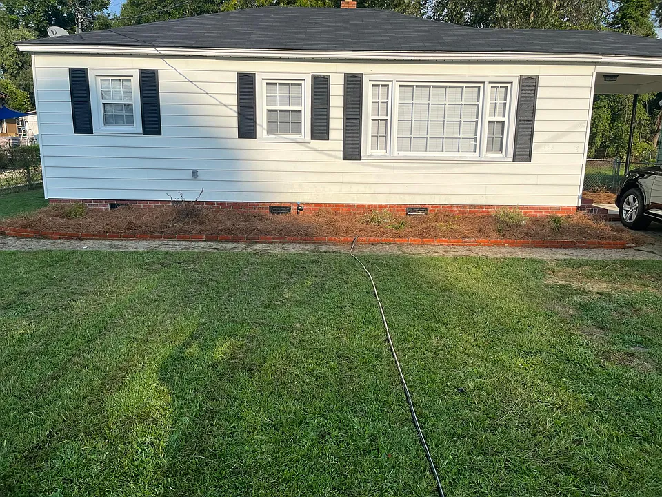S Aiken Dr