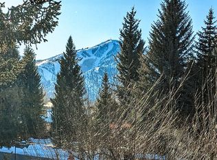 400 Fairway Rd, Sun Valley, ID 83353