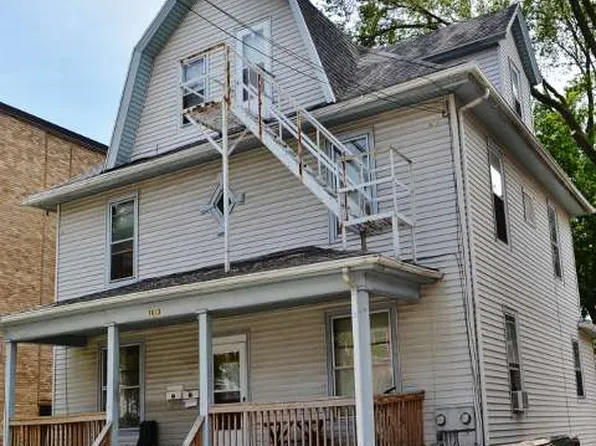 1013 Spring St, Madison, WI 53715