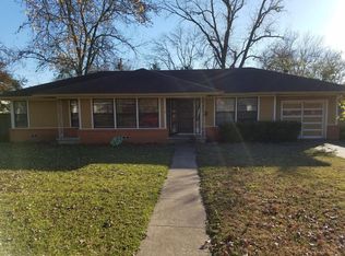 1110 W College St, Sherman, TX 75092