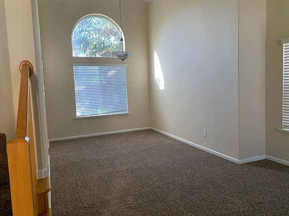 4th image of 143 Sundance Dr