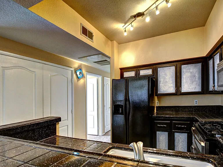 1508 Blackcombe St #202 — Photo 9