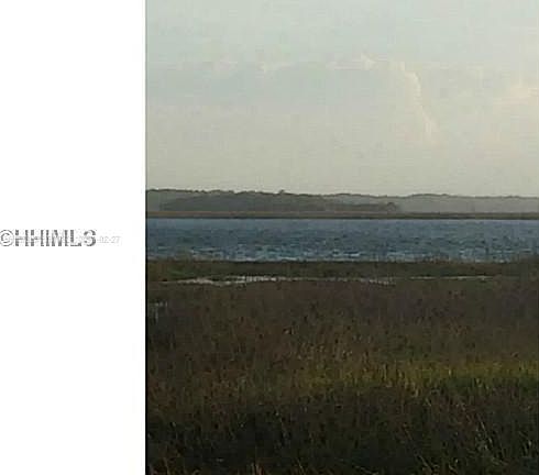 3rd image of 12 Palmetto Point Dr