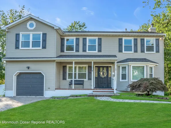 10 Windsor Court, Hazlet, NJ 07730