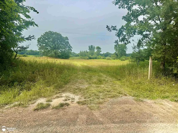 11345 Farrand Rd, Otisville, MI 48463