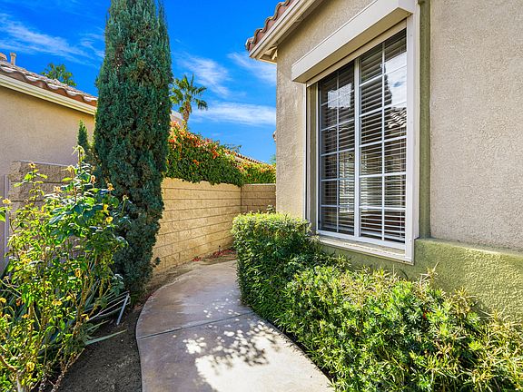 4th image of 45785 Spyglass Hill St