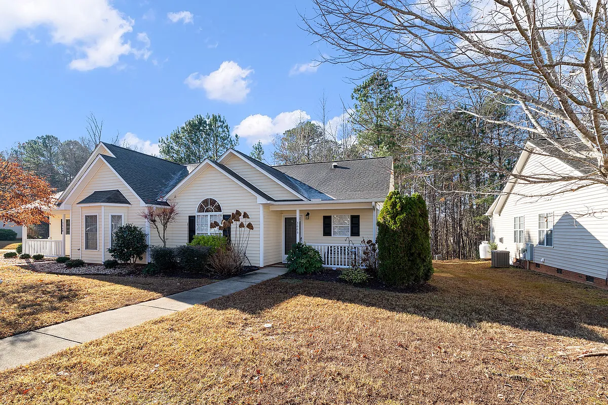 Building Photo - 3666 E Cotton Gin Dr