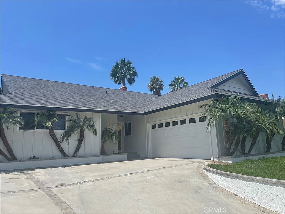 1st image of 27811 Palmeras Pl