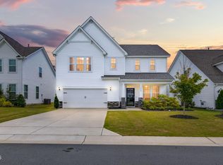 1408 Weavers Trace Dr, Zebulon, NC 27597