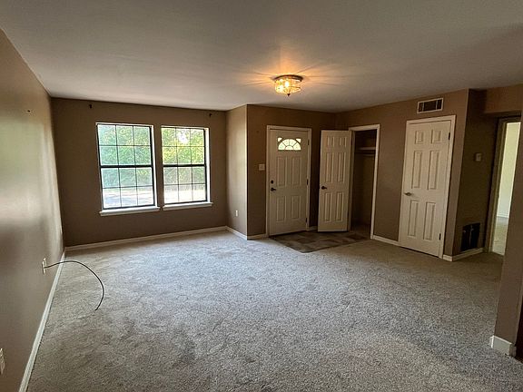 4th image of 2607 E 12th St #26078