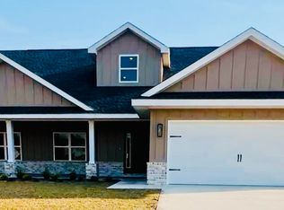 7639 Small Pines St, Milton, FL 32583