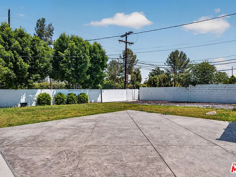 6292 Lubao Ave — Photo 34