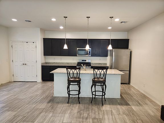 5th image of 148 N 56th Pl