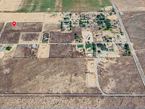 103 Canyon Dr, Lovelock, NV 89419