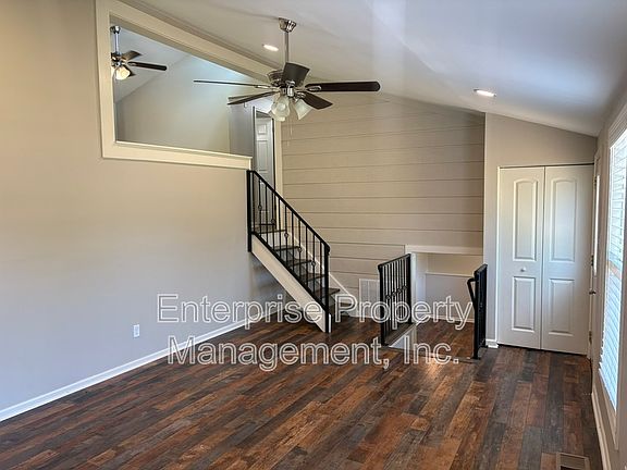 5th image of 6843 Autumnhill Ln