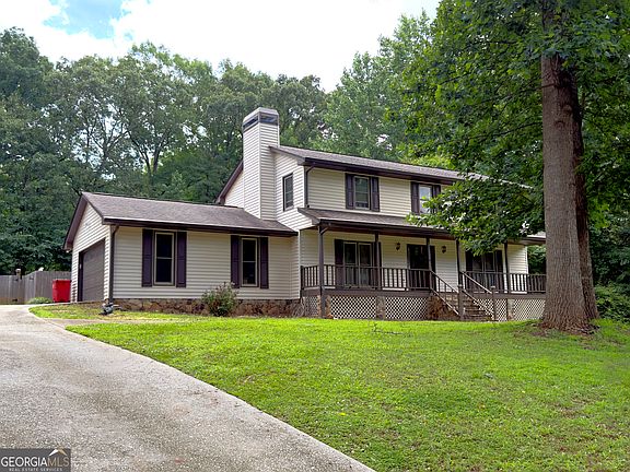 3rd image of 1985 Lullwater Cir
