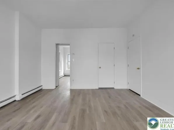 315 N 6th St Floor 3, Allentown, PA 18102