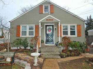 132 Hudson Ave, Hazlet Township, NJ