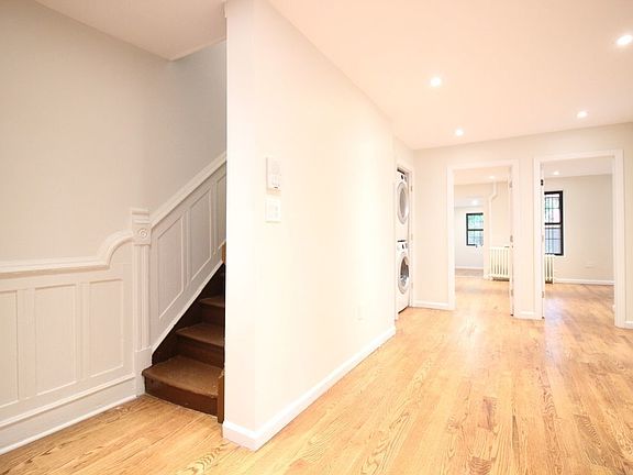 5th image of 207 Van Buren St #1A