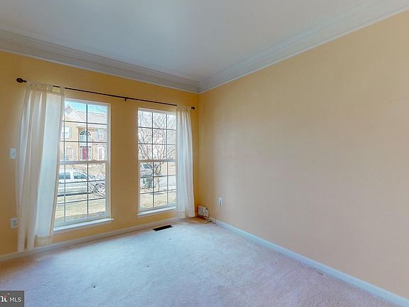 5th image of 8305 Crimson Crossing Way