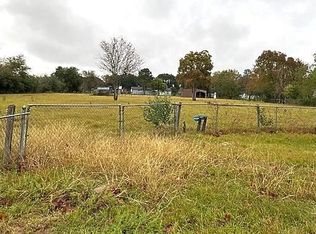 29314 Cherokee Ln, Waller, TX 77484