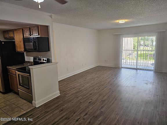4th image of 3737 LORETTO Road #907