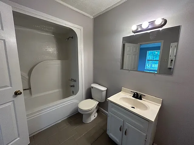 5536 Highway 182 E — Photo 13