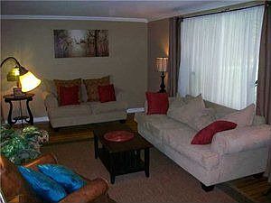 2nd image of 1689 Colvin Blvd